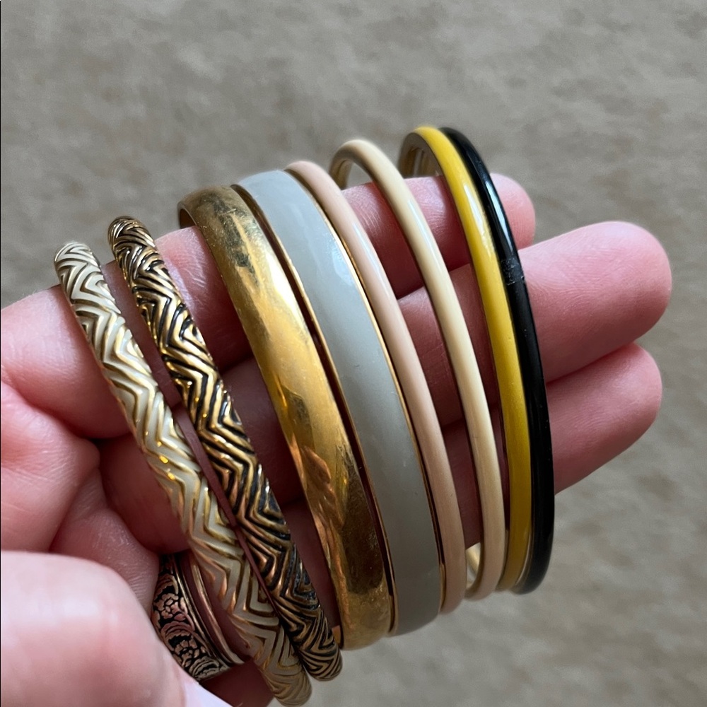 Last chance! Jcrew Bundle of 8 Skinny Bangle Bracelets